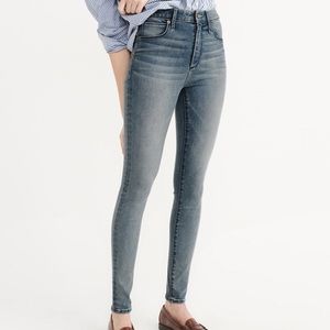 A&F Simone Skinny high Rise Discontinued